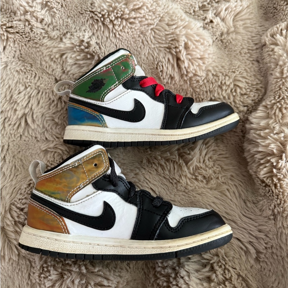 Jordan Air Jordan 1 Mid SE "Heat Reactive" "Color Change" sneaker 9C